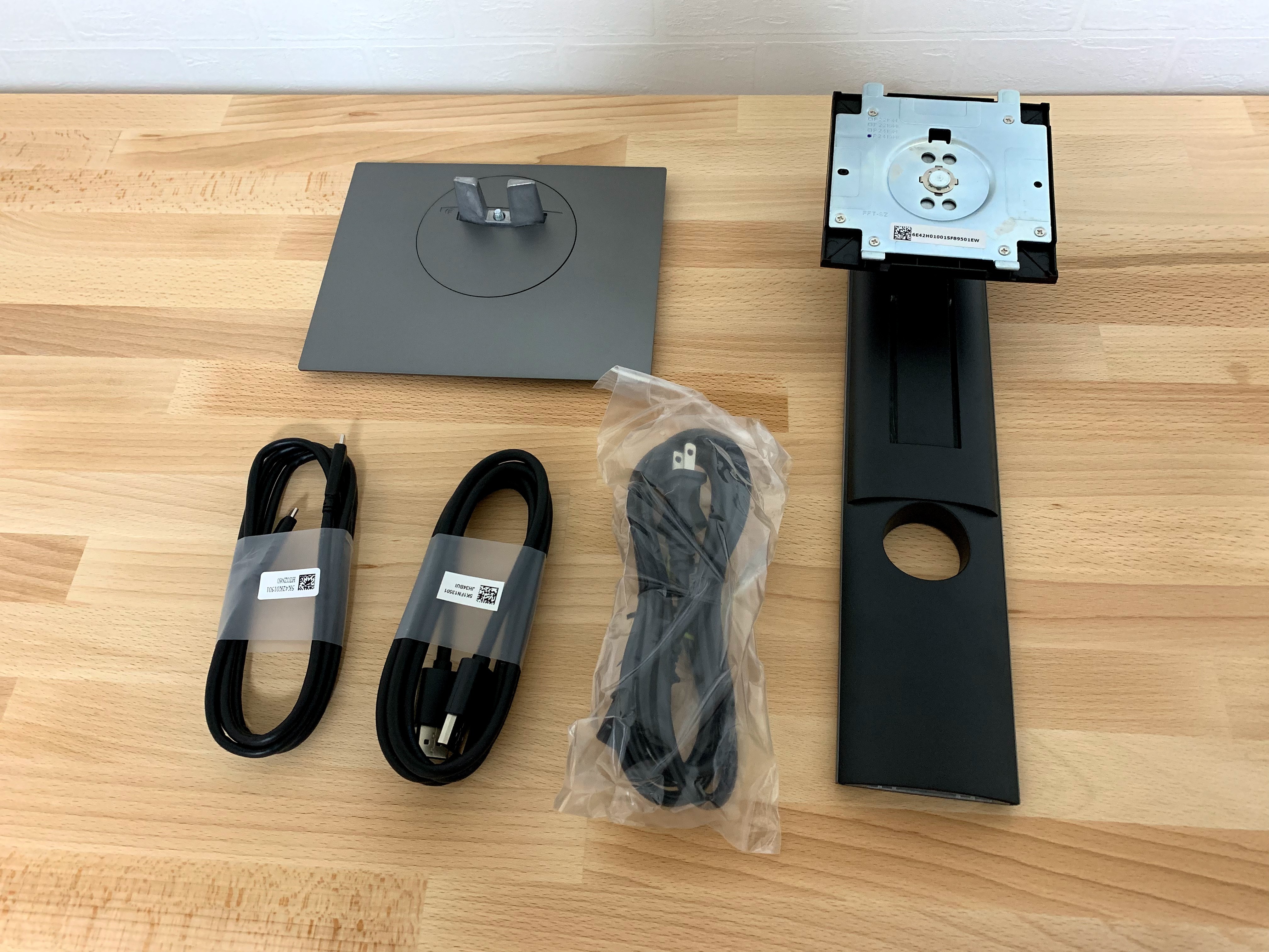DELL モニター P2419HC USB-C接続 type-cケーブル付 - agame.ag